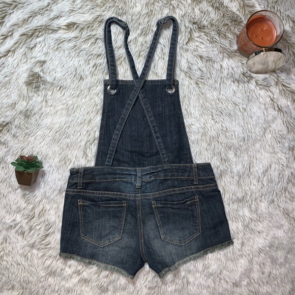 Hot Kiss Tinted Denim Bib Frayed Shorts - Picture 3 of 3